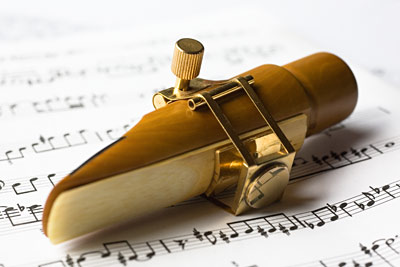 practicing on your saxophone mouthpiece practicing on your saxophone mouthpiece
